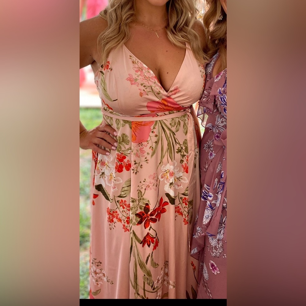 Lulus light pink floral maxi dress